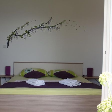 Apartment 4M مْليني المظهر الخارجي الصورة