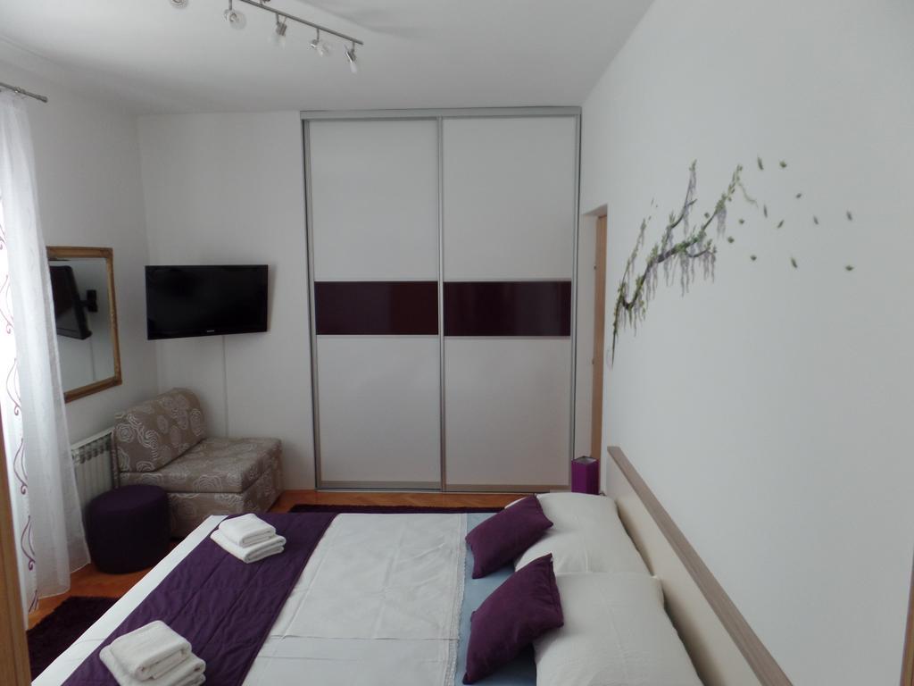 Apartment 4M مْليني المظهر الخارجي الصورة